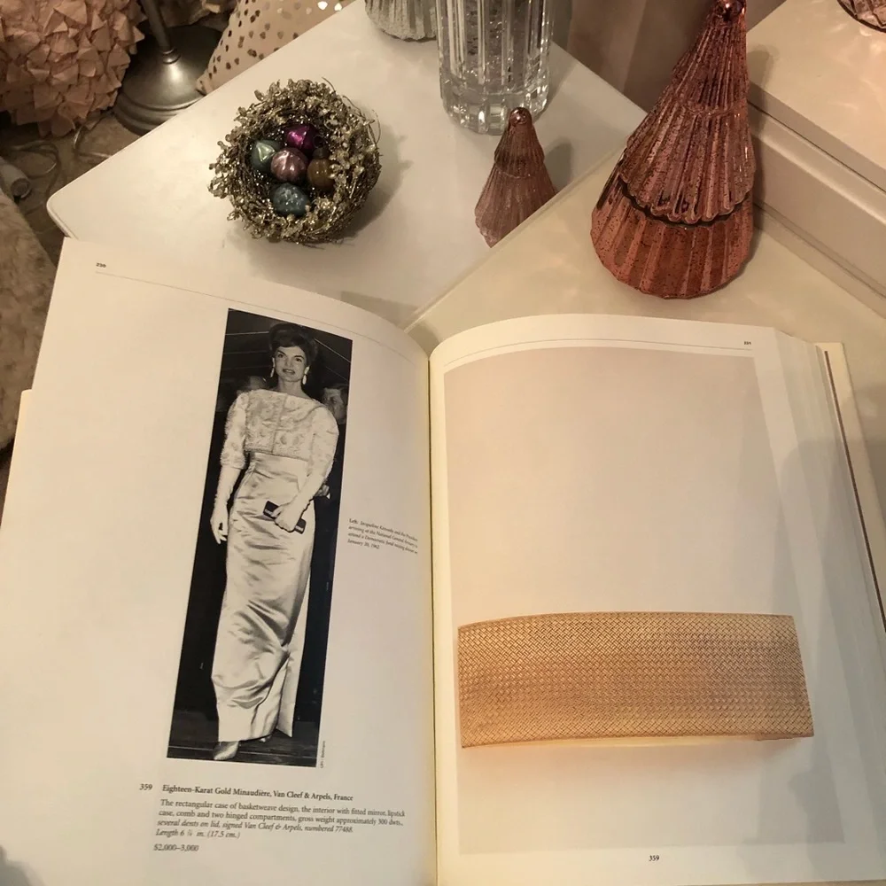 📖1996 Authentic Sotheby’s “The Estate of Jacqueline Kennedy Onassis” April 1996